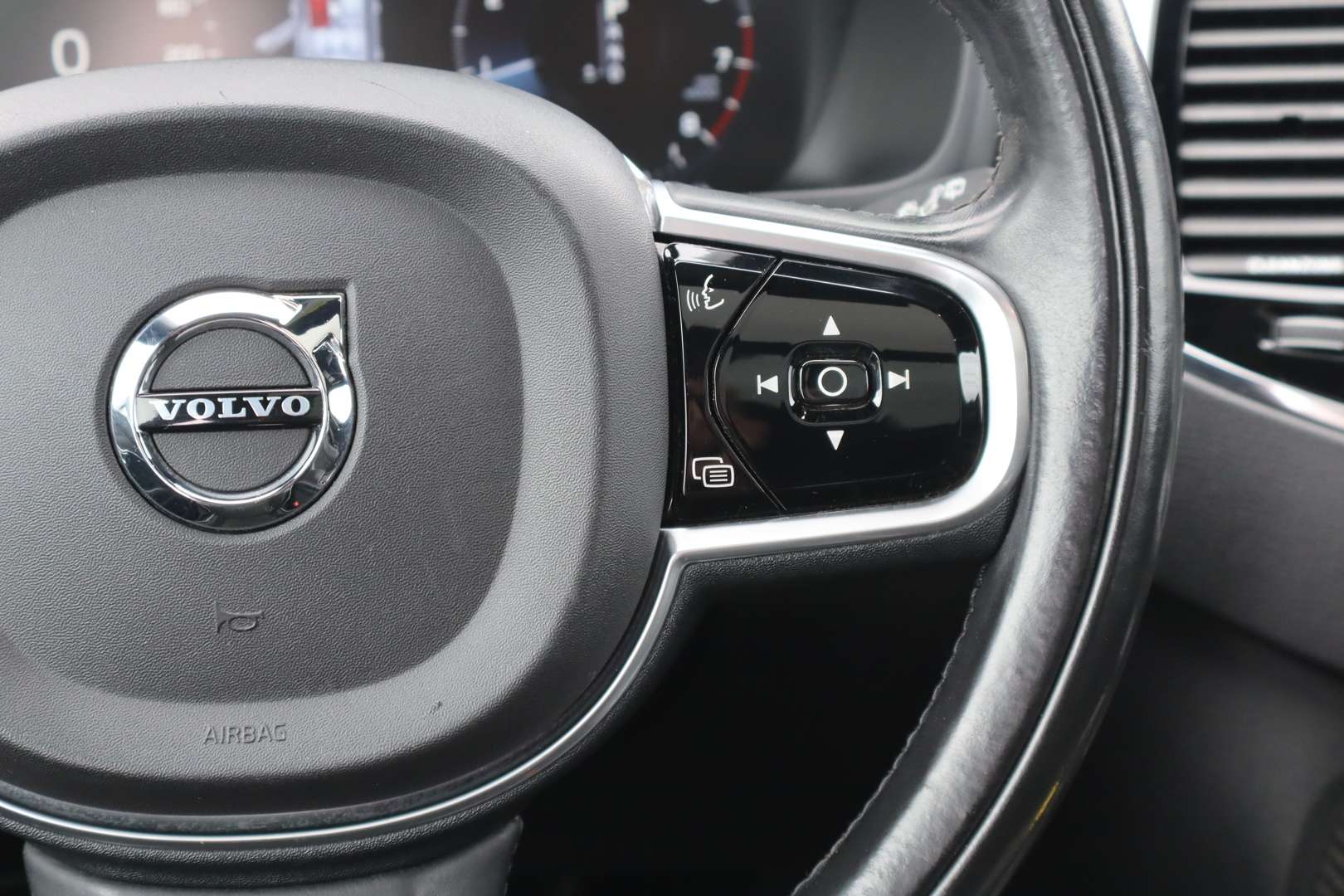 2016 Volvo XC90 T6 R-Design 7 Passenger Safety Certification Inclu thumb 12