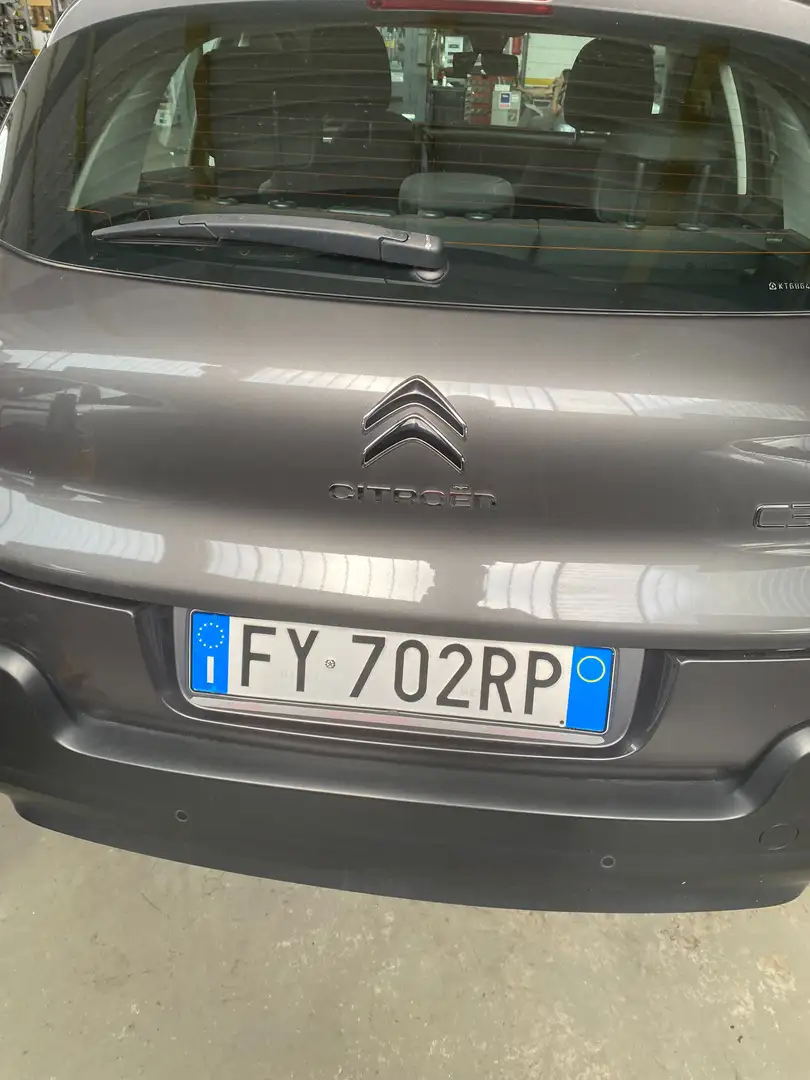 Citroen C3 C3 III 2017 1.2 puretech Feel s Gris - 2