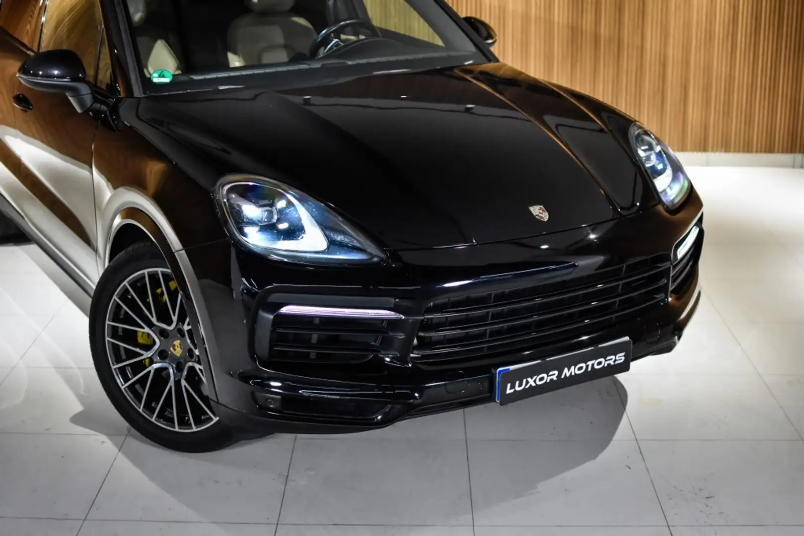 Porsche Cayenne S Aut. Negro - 2