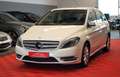 Mercedes-Benz B 180 Bi-Xenon*Rückfahrk*Kllima*6Gang* Weiß - thumbnail 1