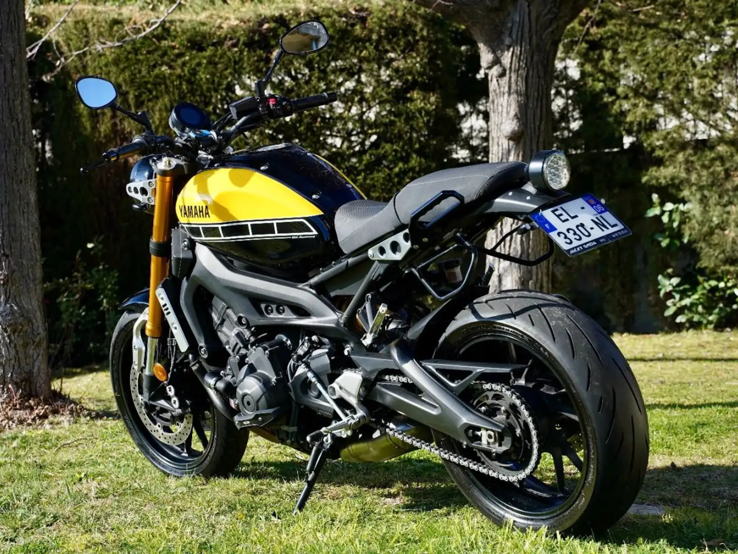 Yamaha XSR 900 60th Jaune - 1