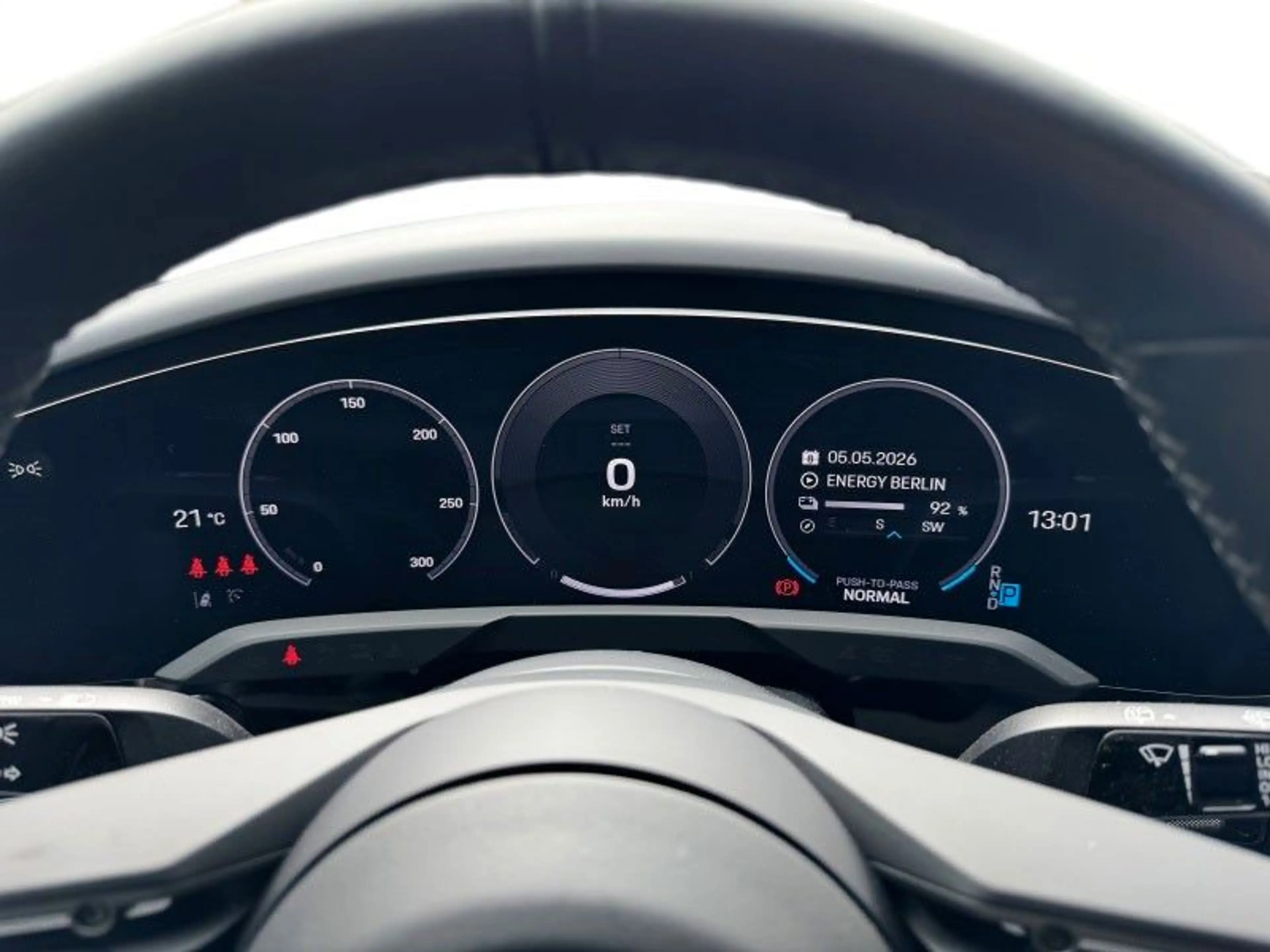 Porsche Taycan Sport Turismo 4 S — photo 14