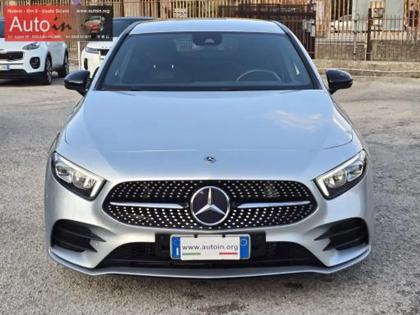 Mercedes-Benz A 180 A180 d Limousine - Sedan 115cv aut. AMG Line Argent - 2