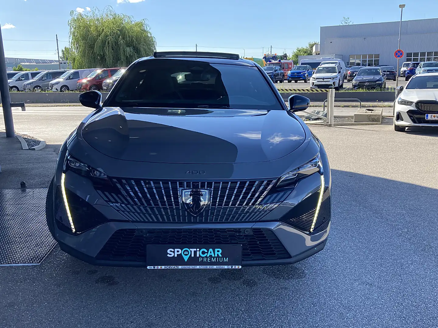 Peugeot 408 Hybrid 145 e-DCS6 GT!MATRIX LED,NAVI,KAMERA,PAN... Grau - 2