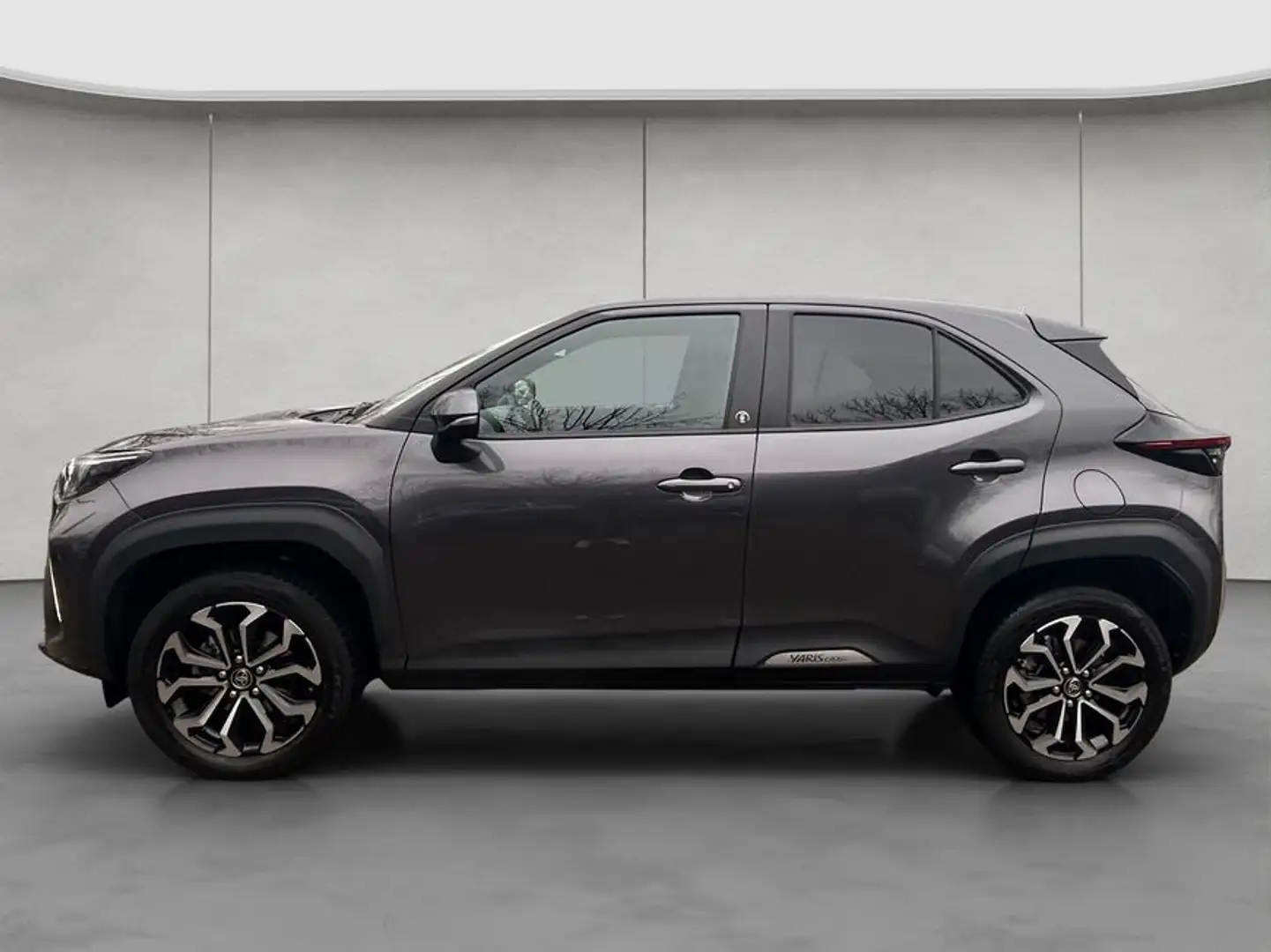 Toyota Yaris Cross Hybrid 1.5 Team D, Keyless, LED, Totw. Gris - 2