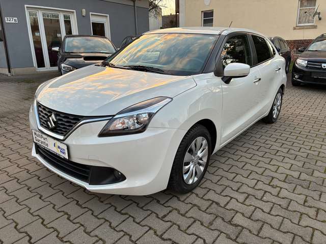 Imagine Suzuki Baleno Comfort / LED / Navi / Keyless / SHZ