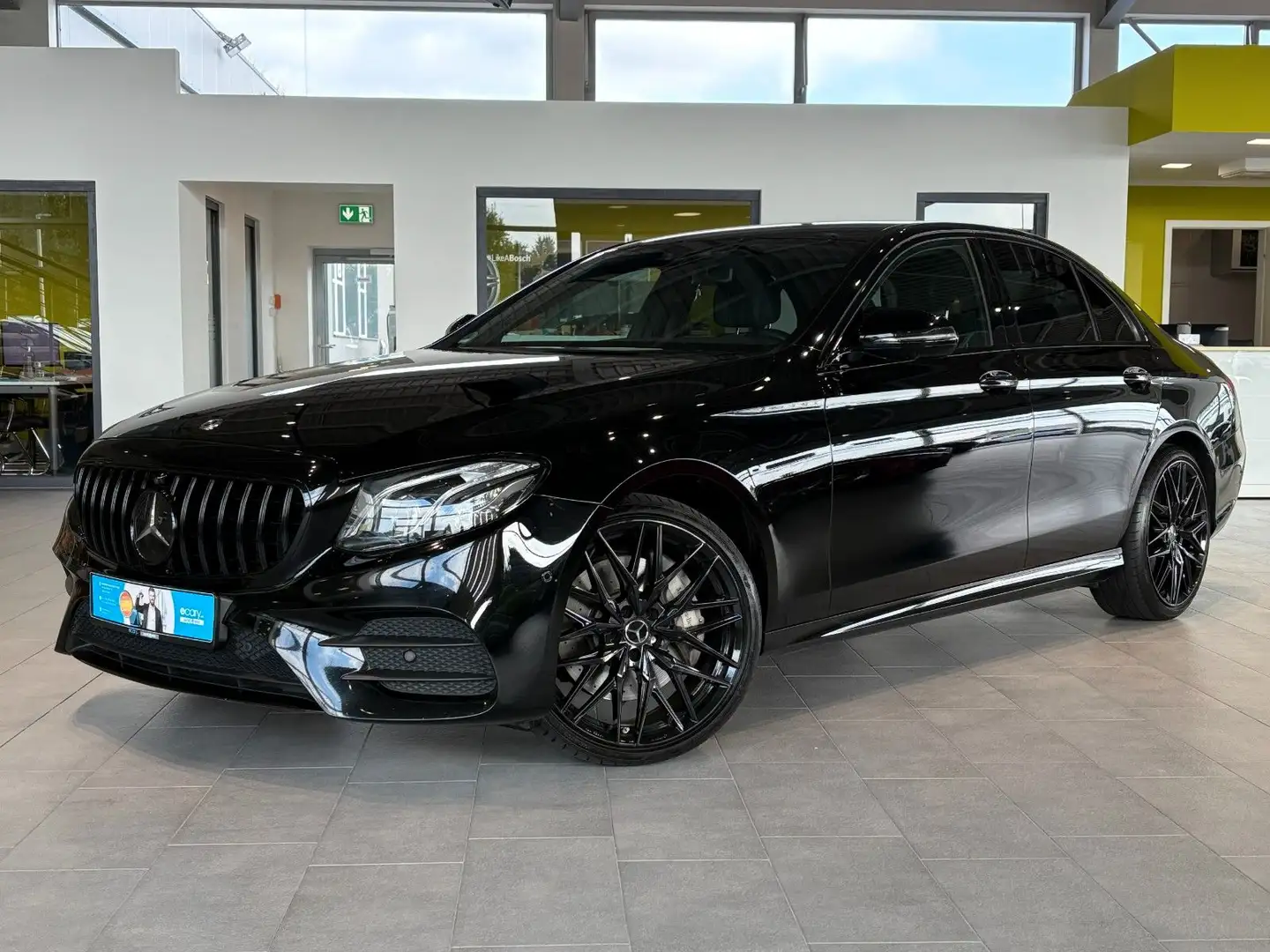 Mercedes-Benz E 400 d Burmester*Multibeam LED*360°*STDHZ* Negro - 1