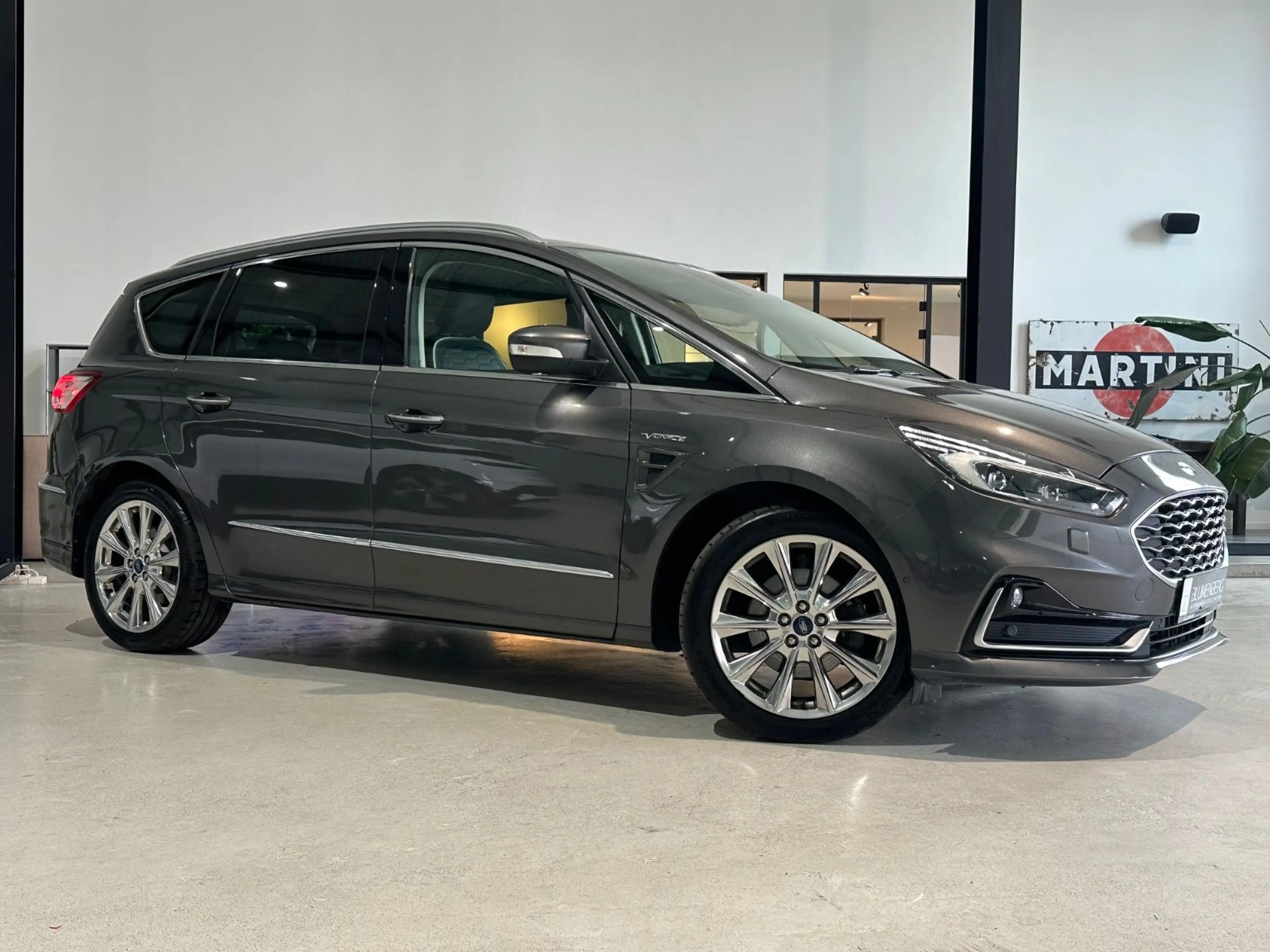 Ford S-Max 2.0 Vignale*4x Verfügbar,ACC,Standheizung* — photo 2