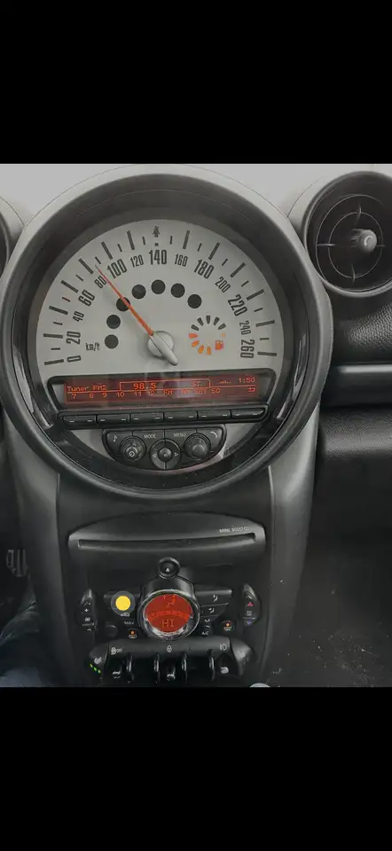 MINI Cooper S Countryman снимка MINI Cooper S Countryman