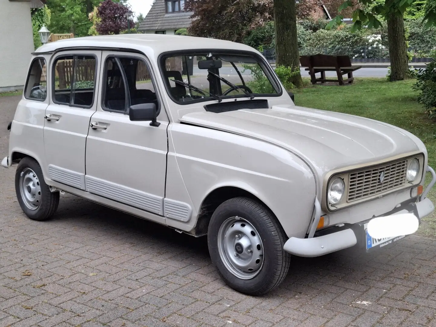 Renault R 4 GTL - 1