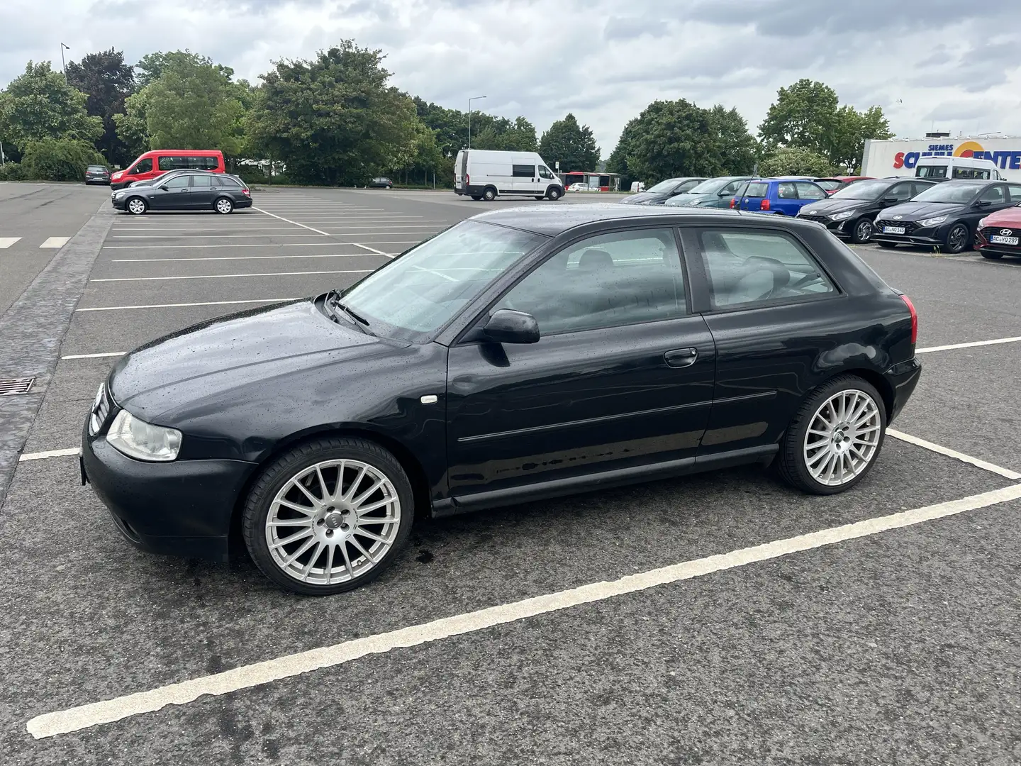 Audi A3 1.6 Ambiente - 1