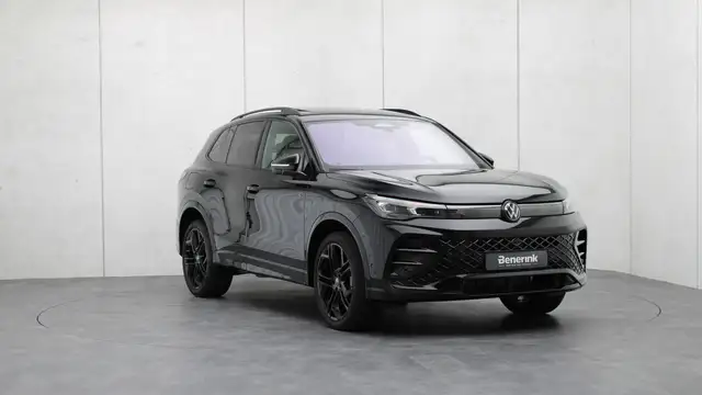 Volkswagen Tiguan view 5
