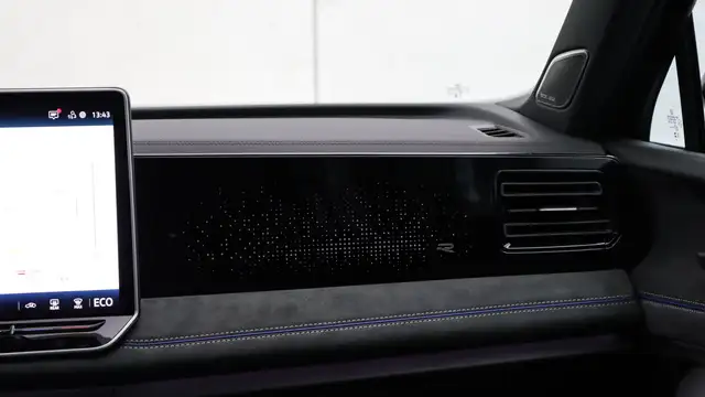 Volkswagen Tiguan view 24