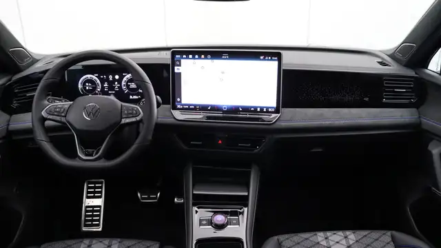 Volkswagen Tiguan view 26