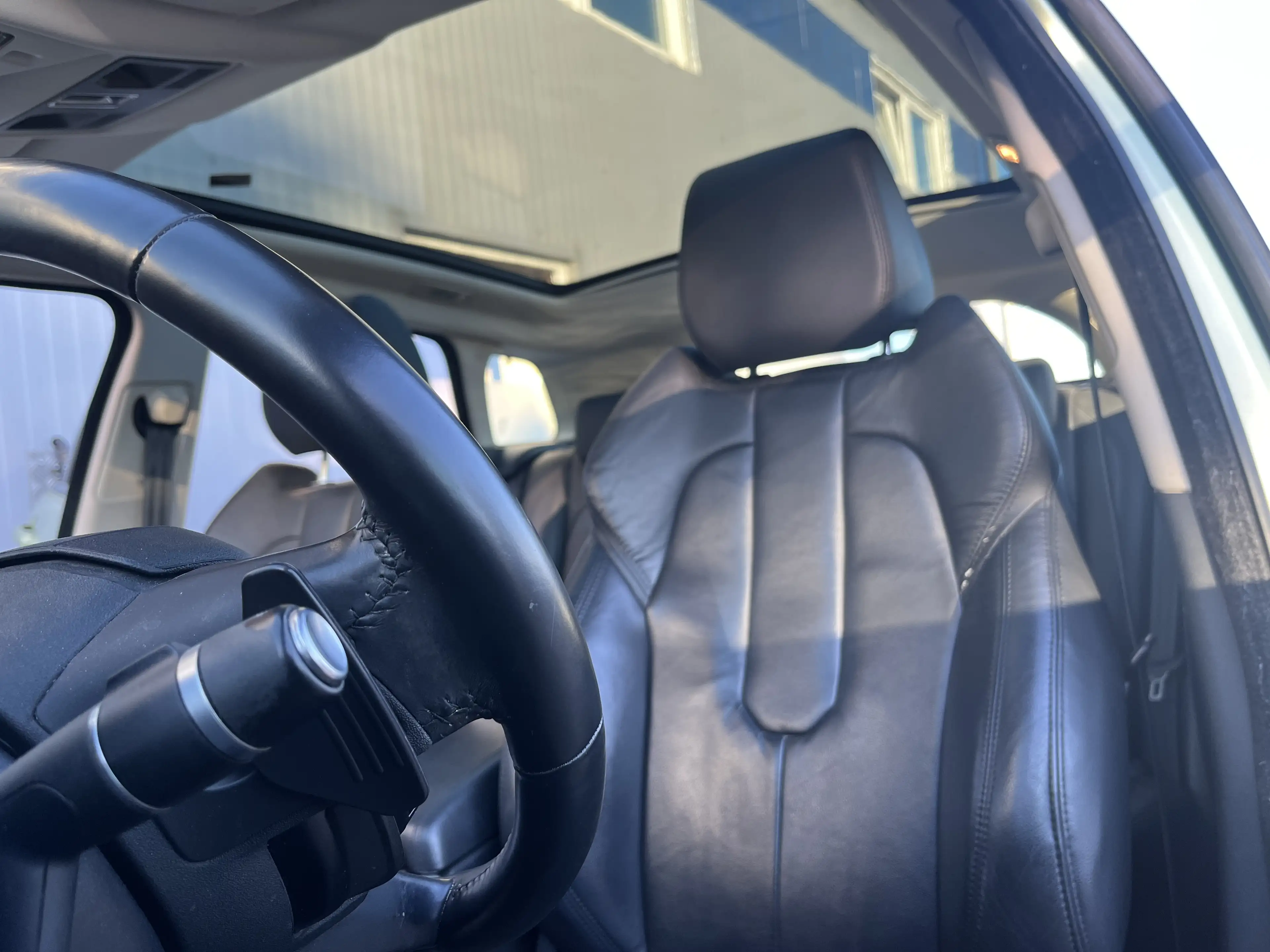 Land Rover Range Rover Evoque Pure — photo 9