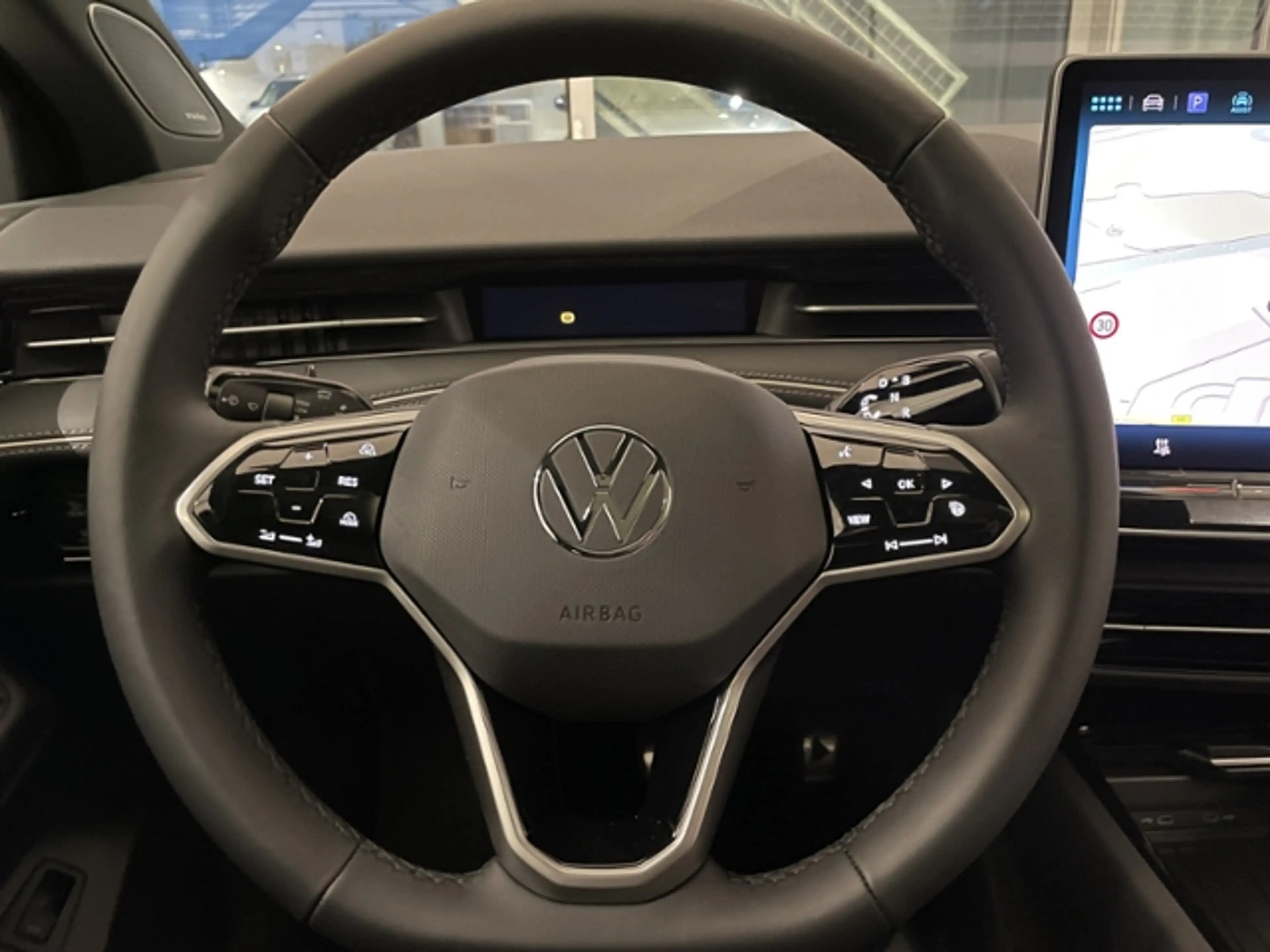 Volkswagen ID.7 Tourer Pro S DSG+NAVI+KLIMA — photo 11