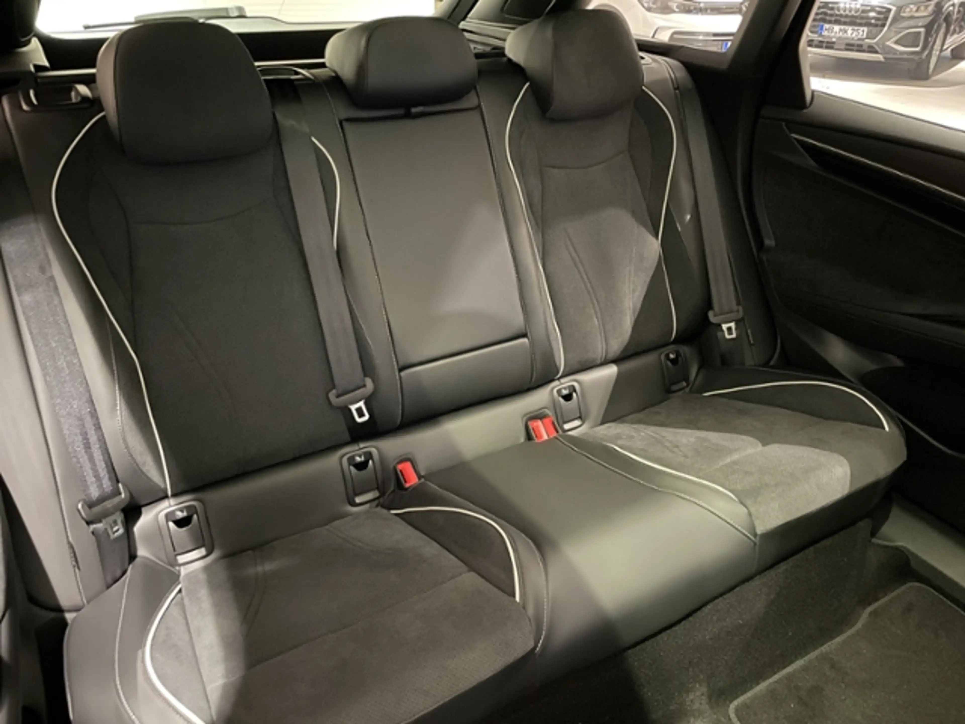 Volkswagen ID.7 Tourer Pro S DSG+NAVI+KLIMA — photo 13