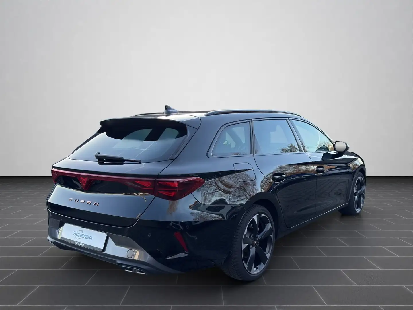 CUPRA Leon Sportstourer 1.5 eTSI DSG NAVI KAMERA ACC Schwarz - 2
