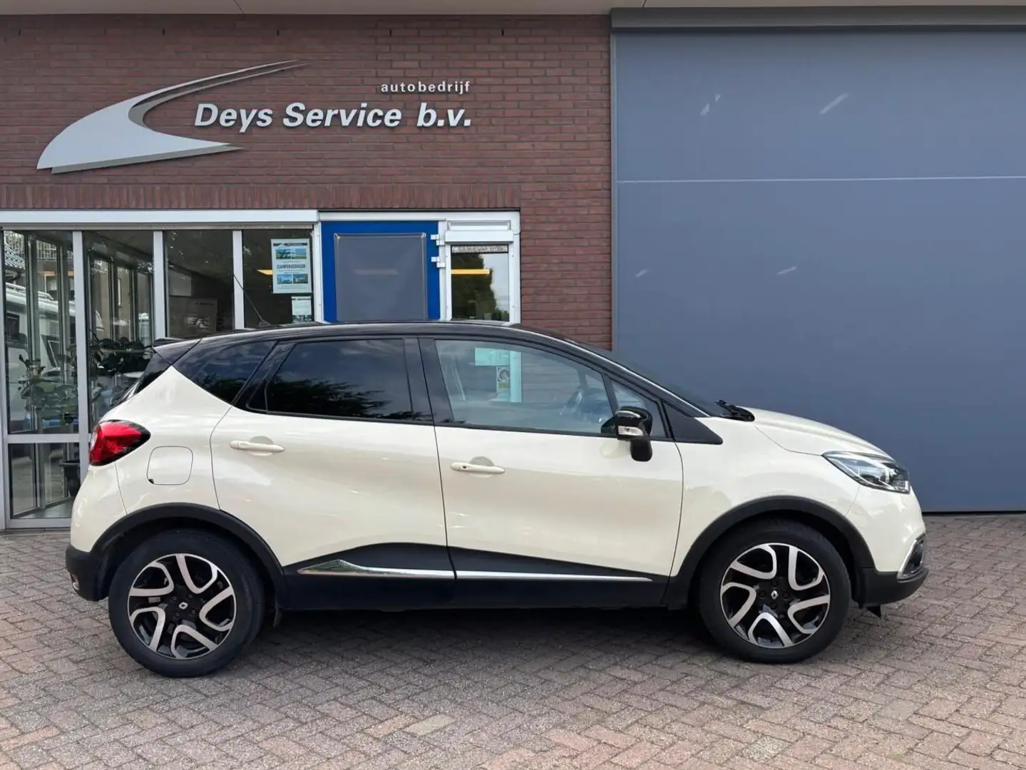 Renault Captur 0.9 TCe Dynamique Wit - 2