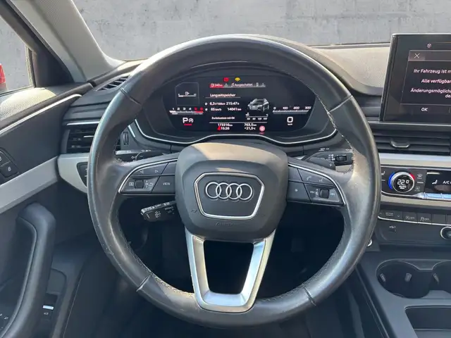 Audi A4 view 10