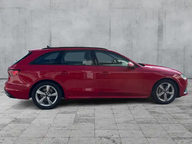Audi A4 view 7