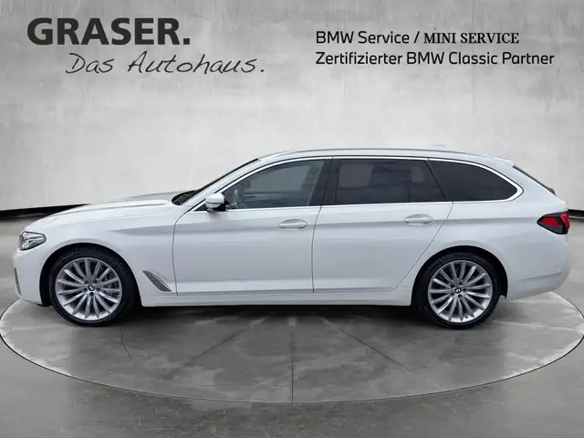 BMW 5 Series view 2