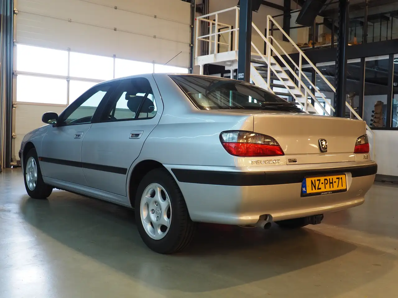 Peugeot 406 2.0-16V SV, foto 2
