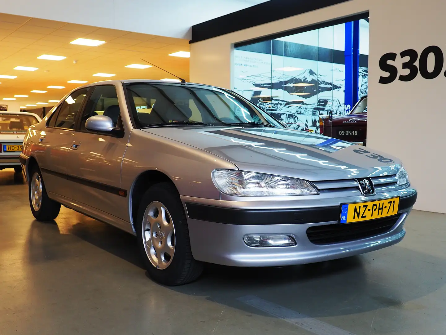 Peugeot 406 2.0-16V SV Grijs - 1