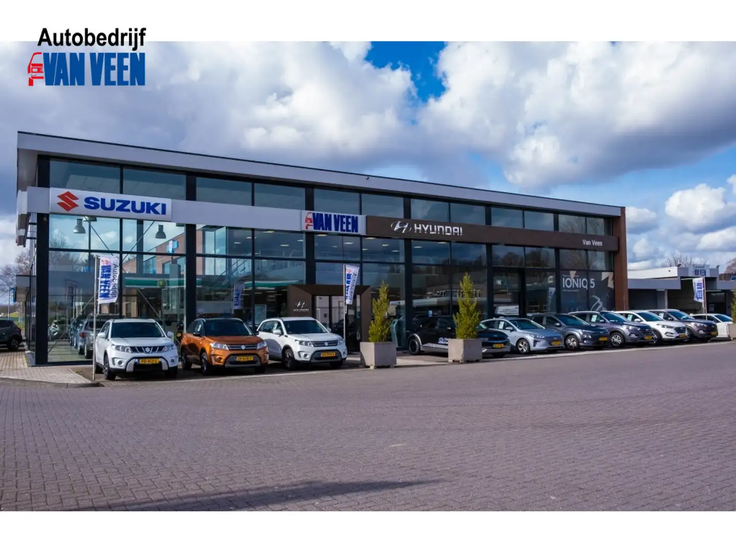 Hyundai Inster Evolve Sky Plus 49 kWh | Nieuw! Uit voorraad lever Alb - 1