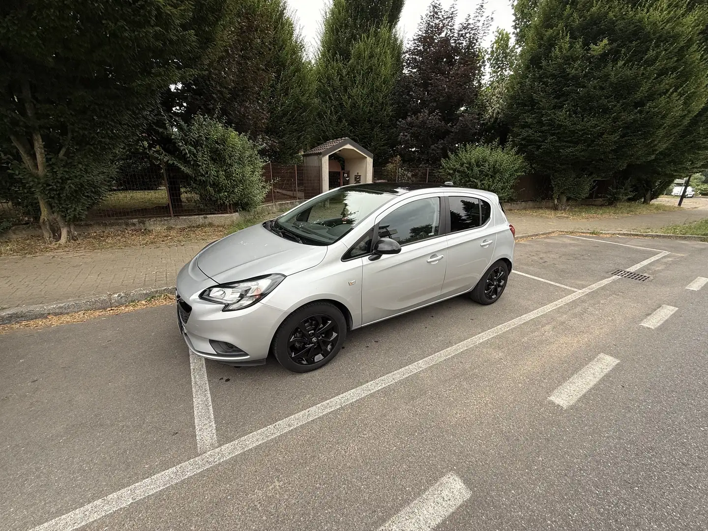 Opel Corsa 5p 1.4 b-Color Gpl 90cv - 1