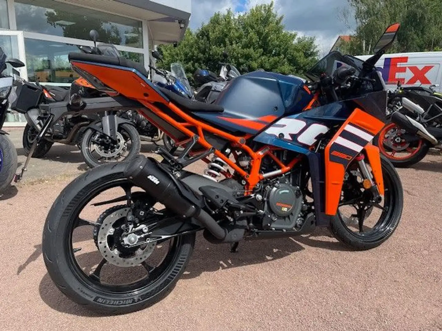 KTM RC 390 My24 Bleu - 1