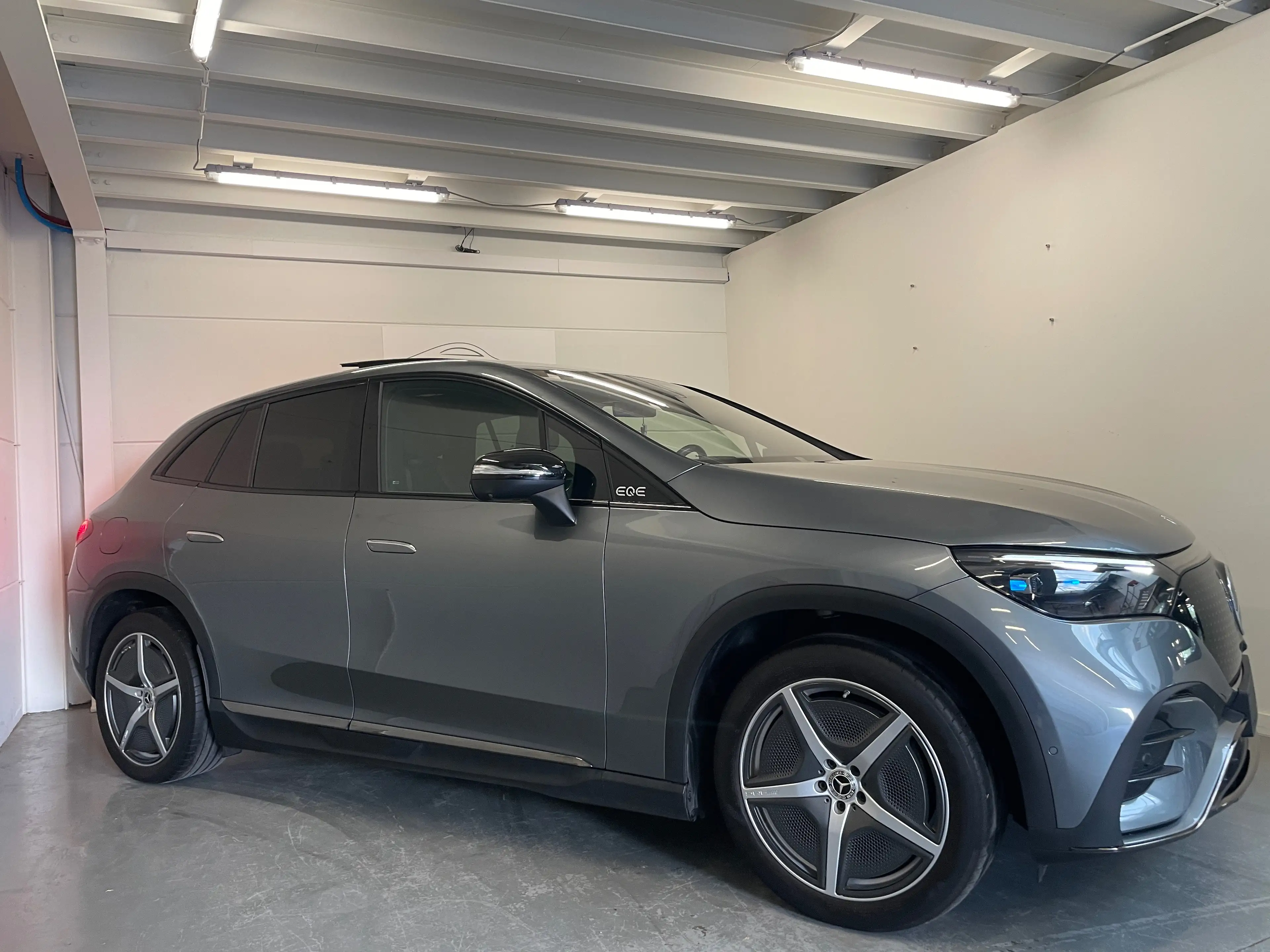 Mercedes-Benz EQE 300 EQE 90.6 kWh 300 Sport Edition Sport Edition — photo 6