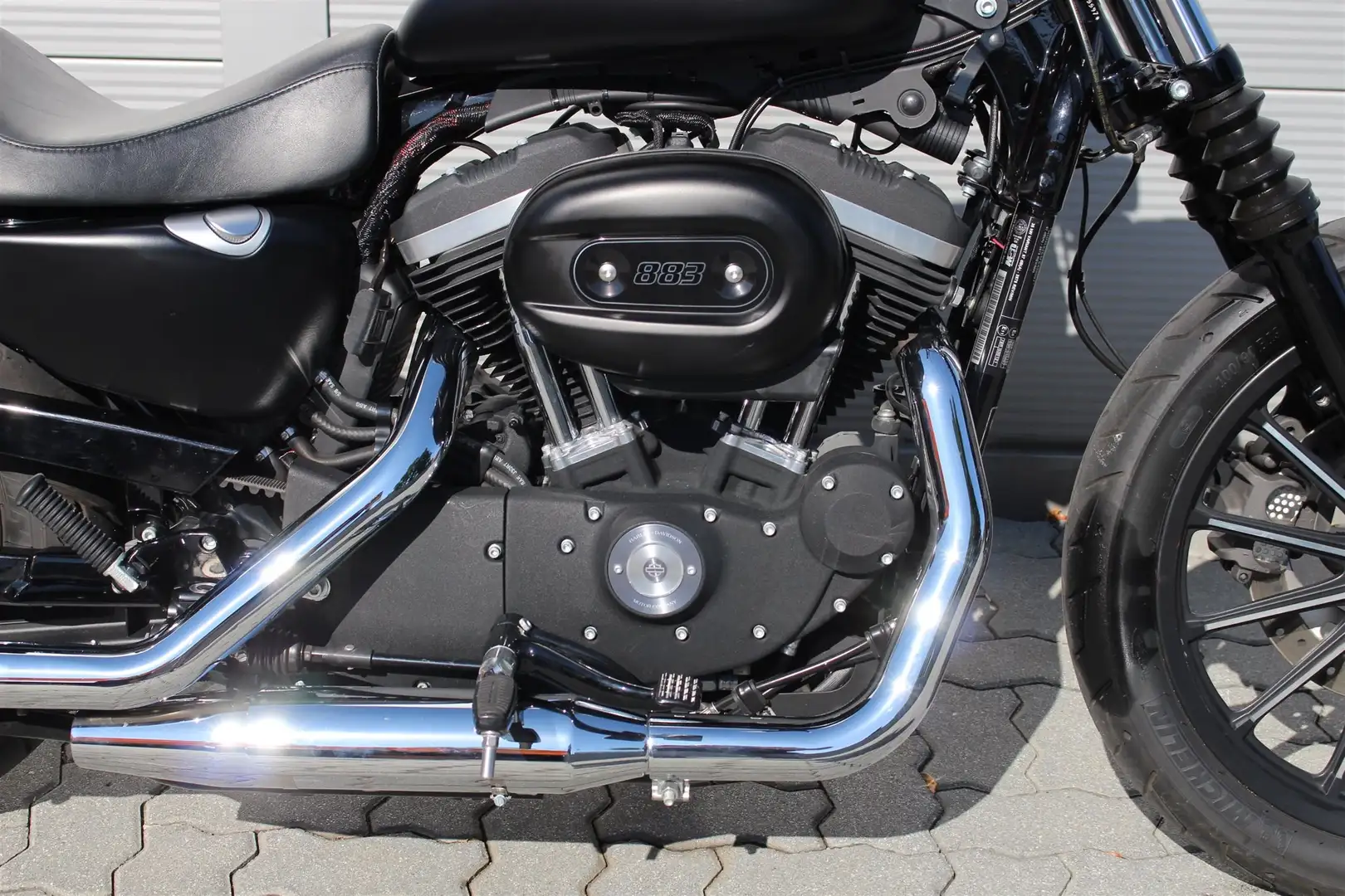 Harley-Davidson Sportster 883 - 2