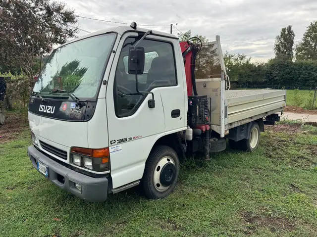 Isuzu P35.3