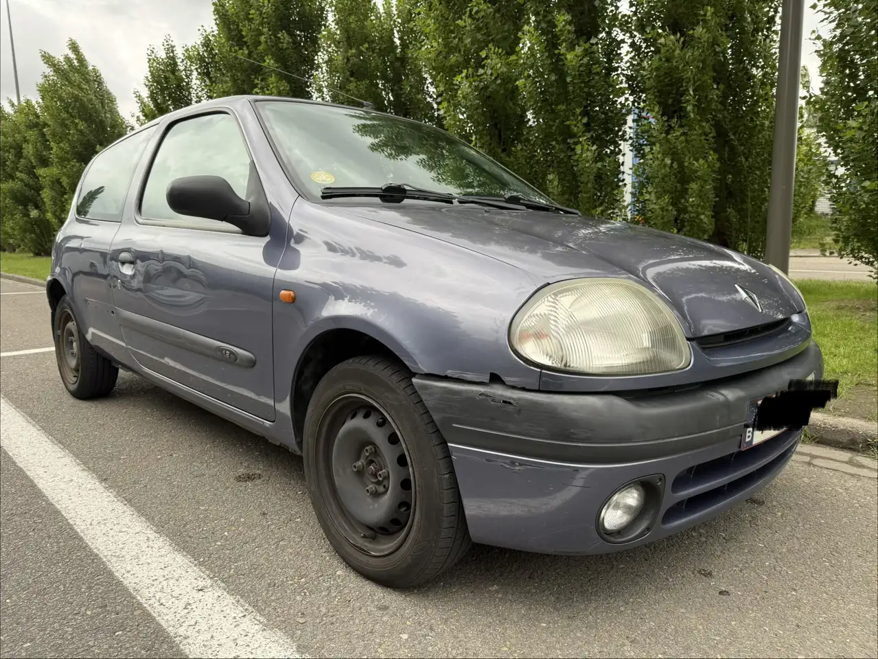Renault Clio 1.2i RN, foto 2