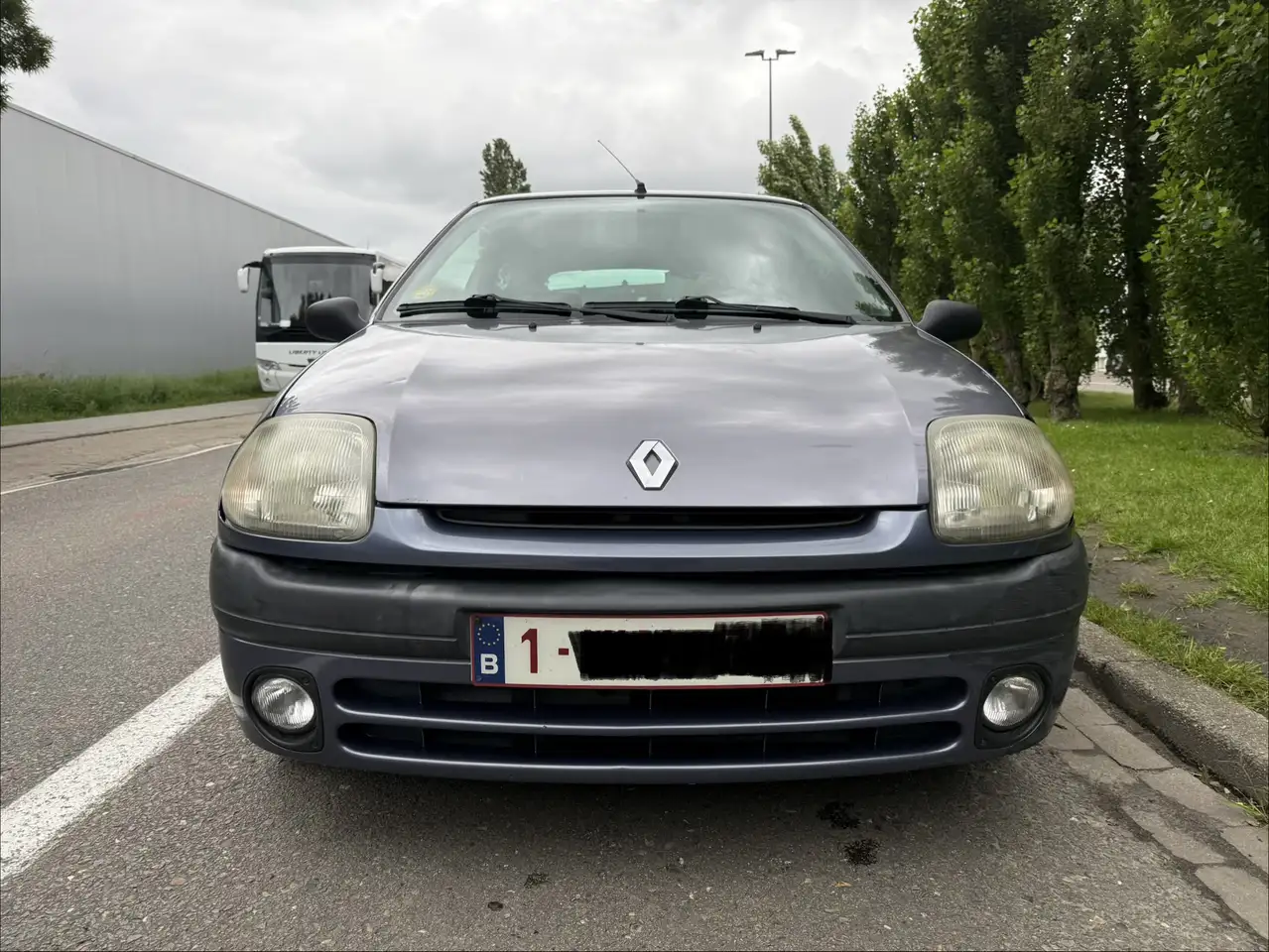 Renault Clio 1.2i RN, foto 1