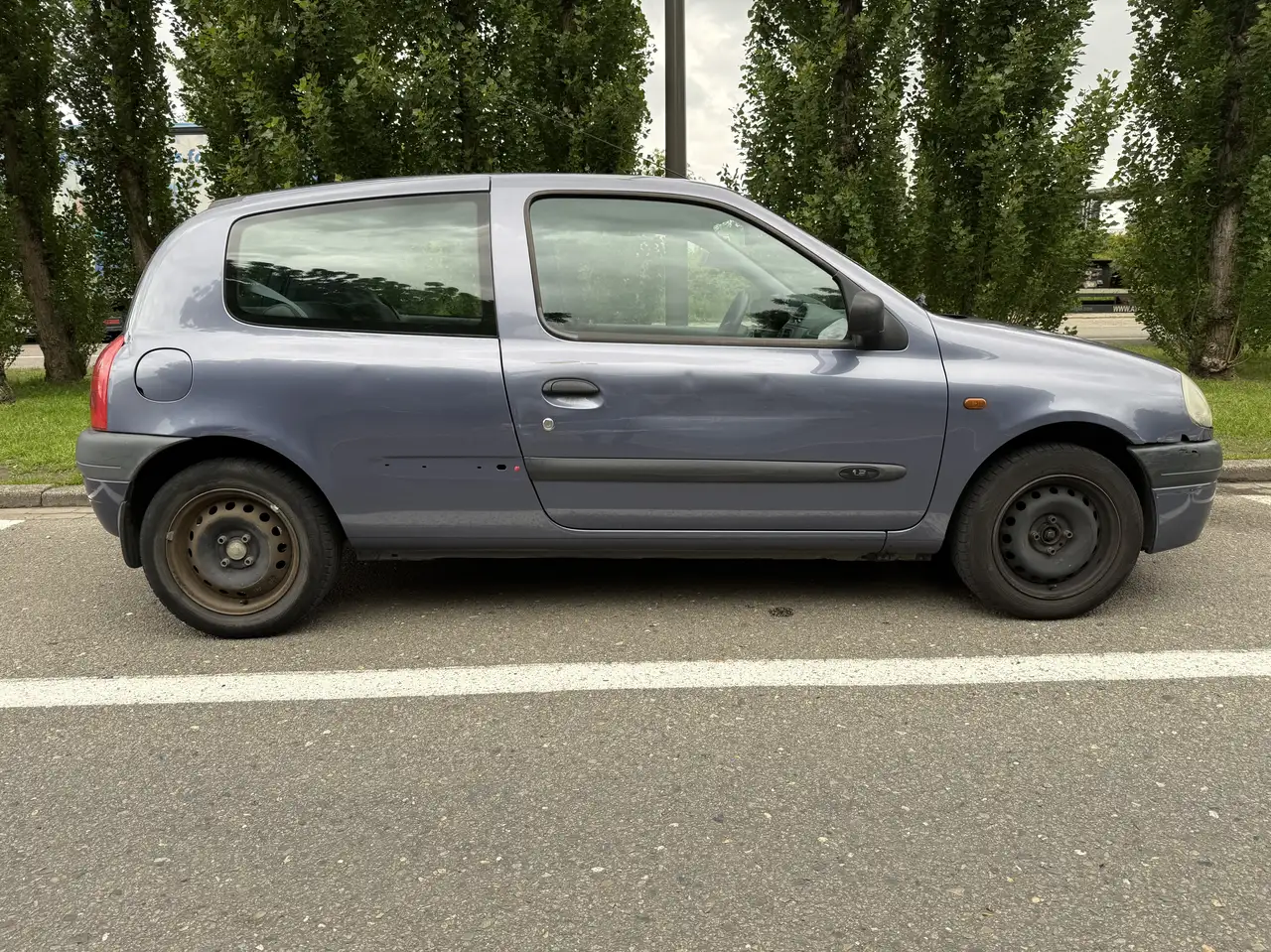 Renault Clio 1.2i RN, foto 3