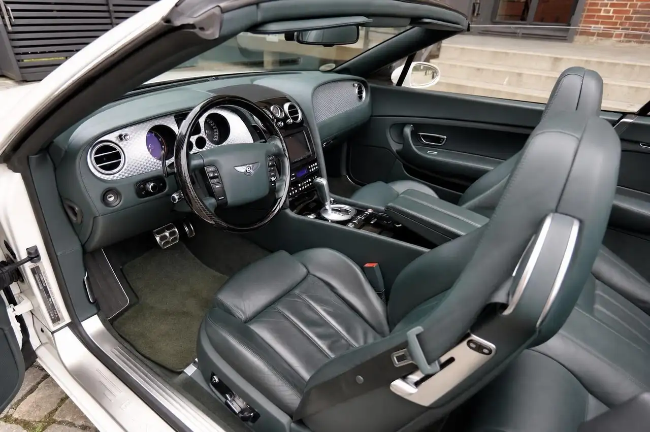 Bentley Continental Continental GTC – Foto 11