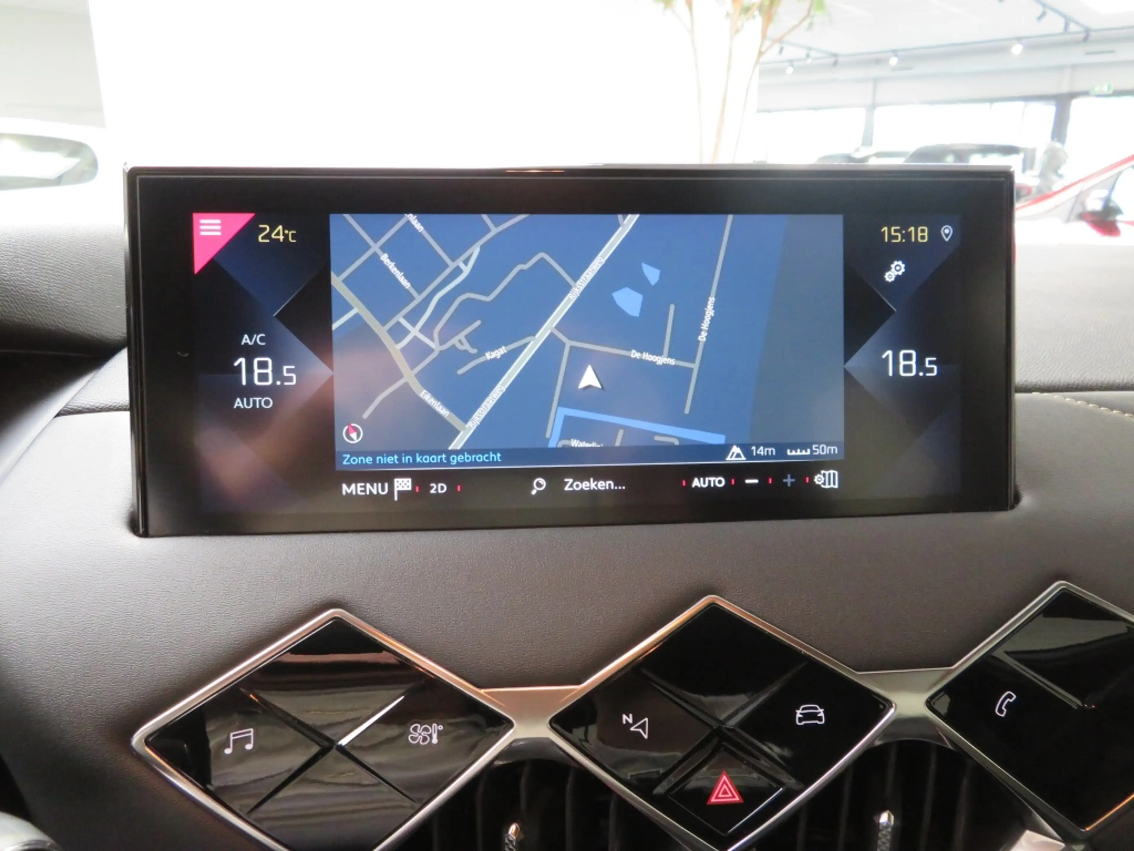 DS Automobiles DS 3 Crossback 1.2 PT Montmartre — photo 11