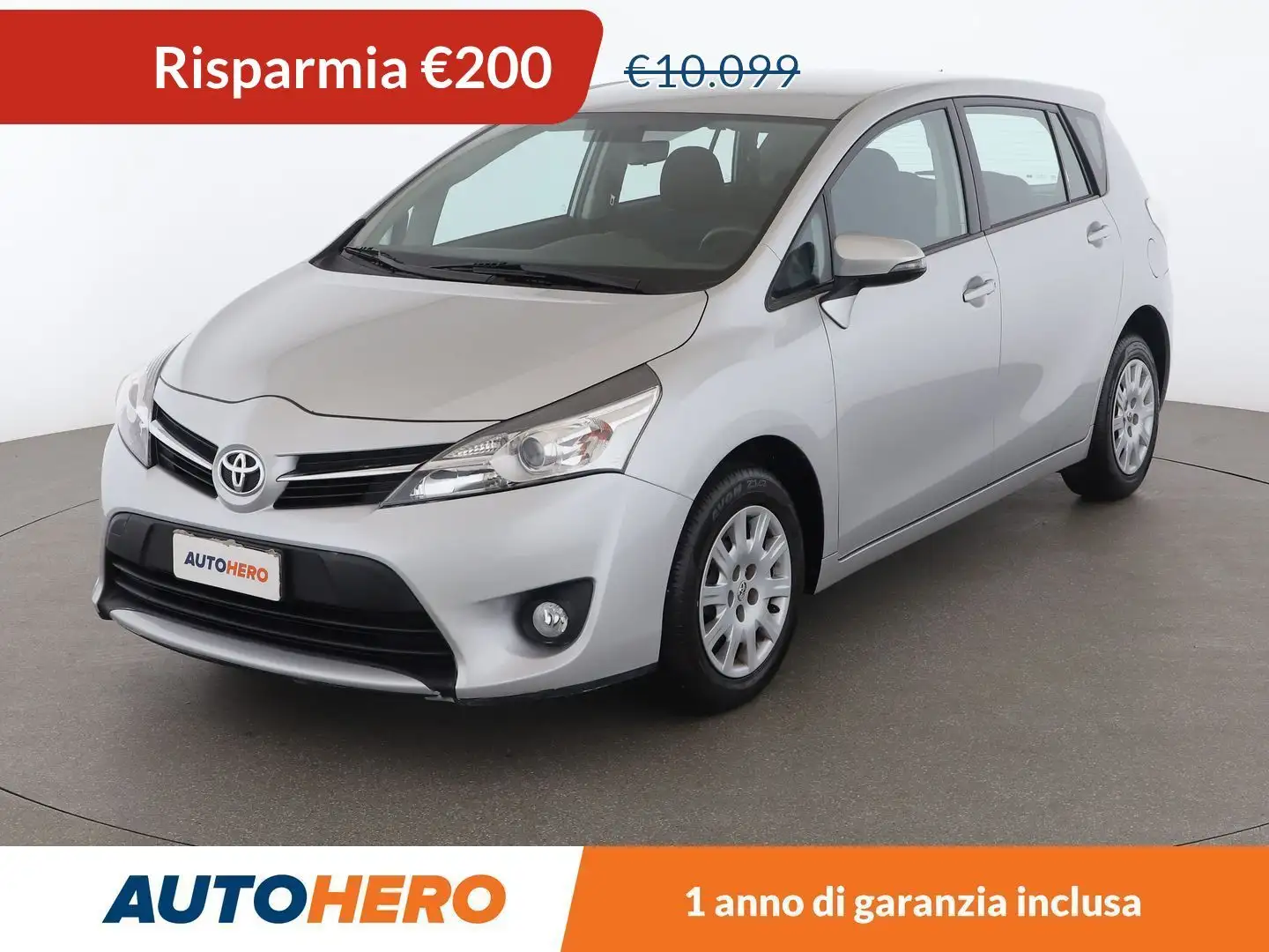 Toyota Verso 1.6 Active Srebrny - 1