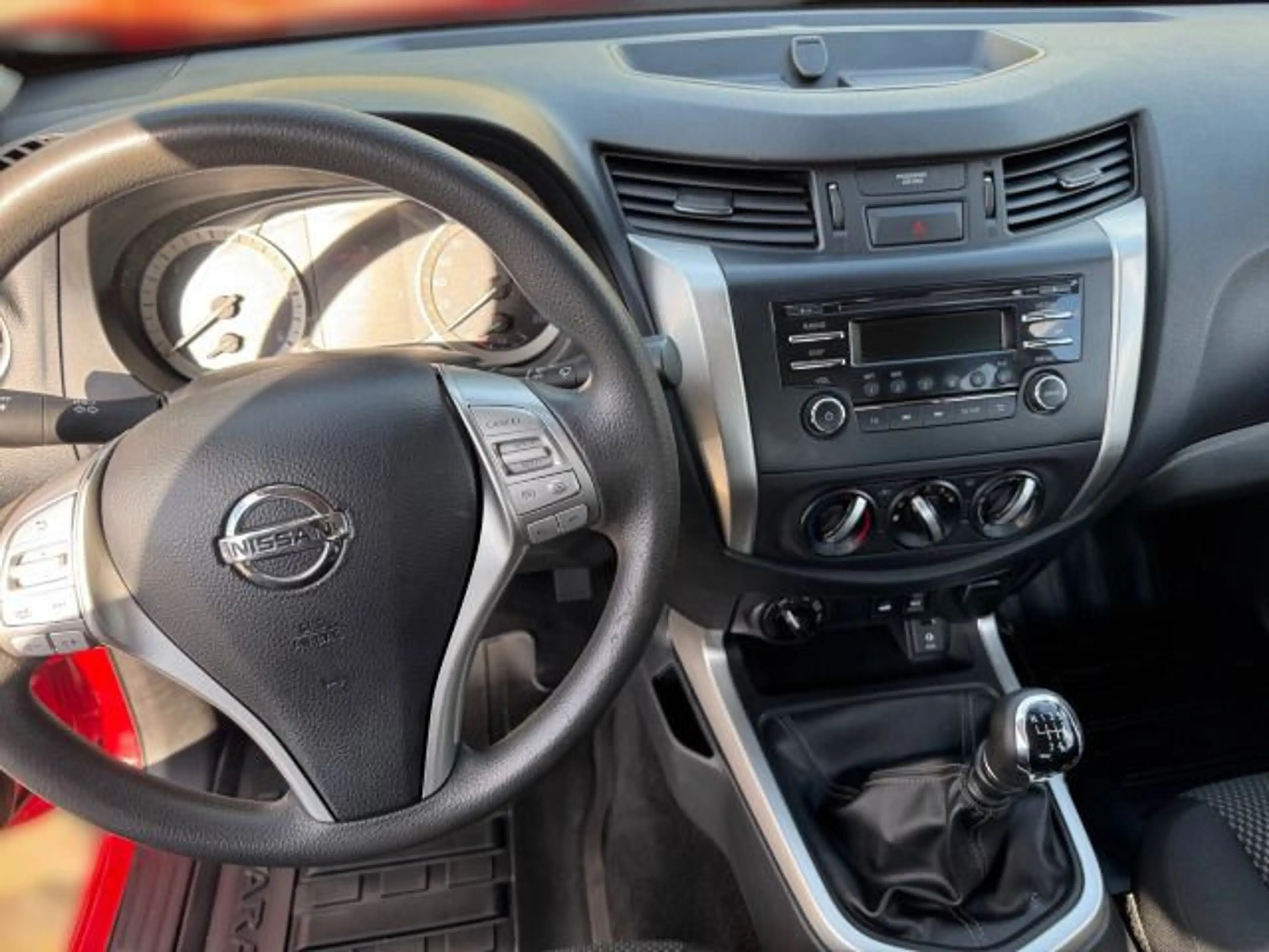 Nissan Navara Visia Double Cab 4x4 | SHZ | — photo 8