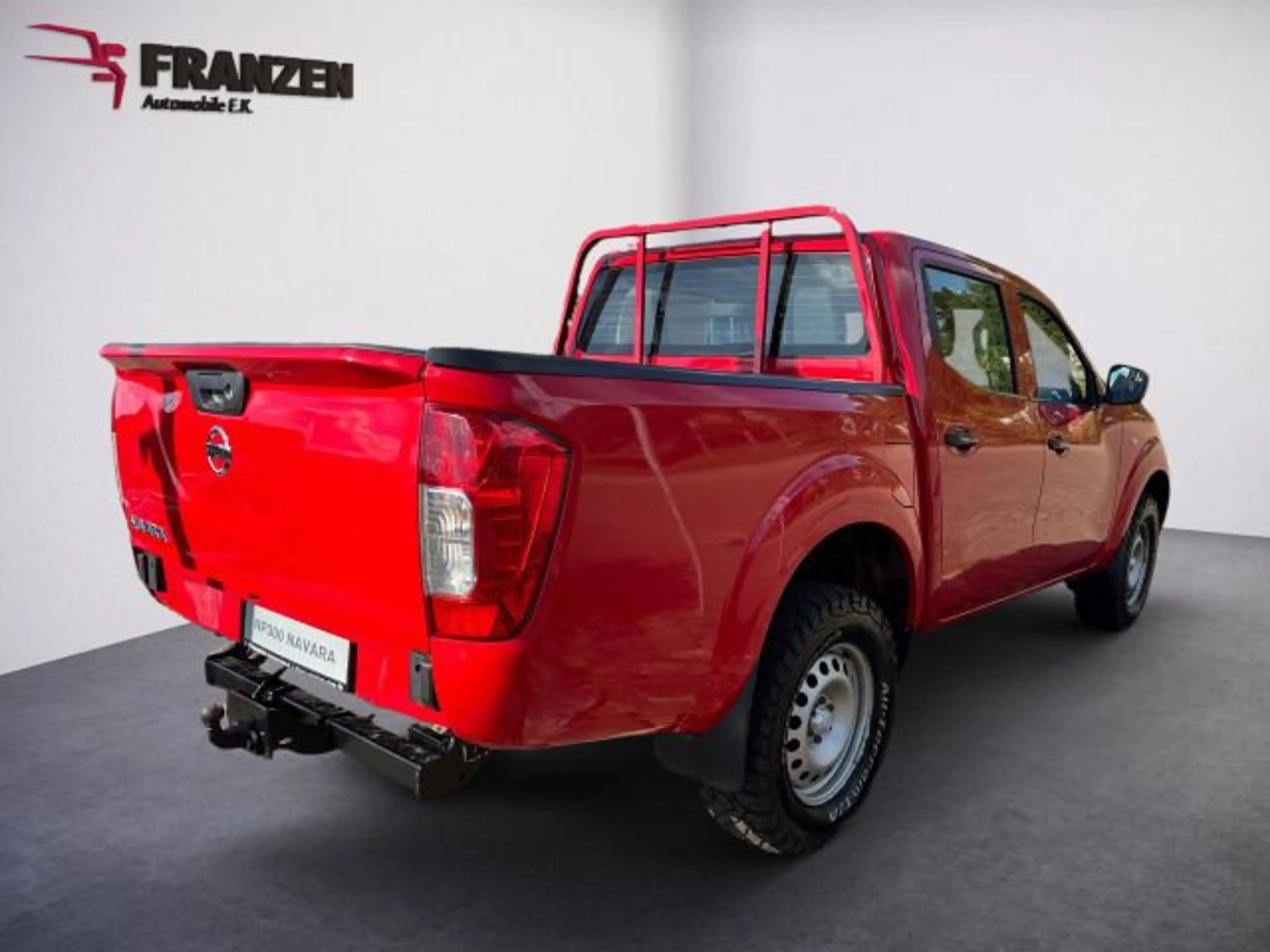 Nissan Navara Visia Double Cab 4x4 | SHZ | — photo 3