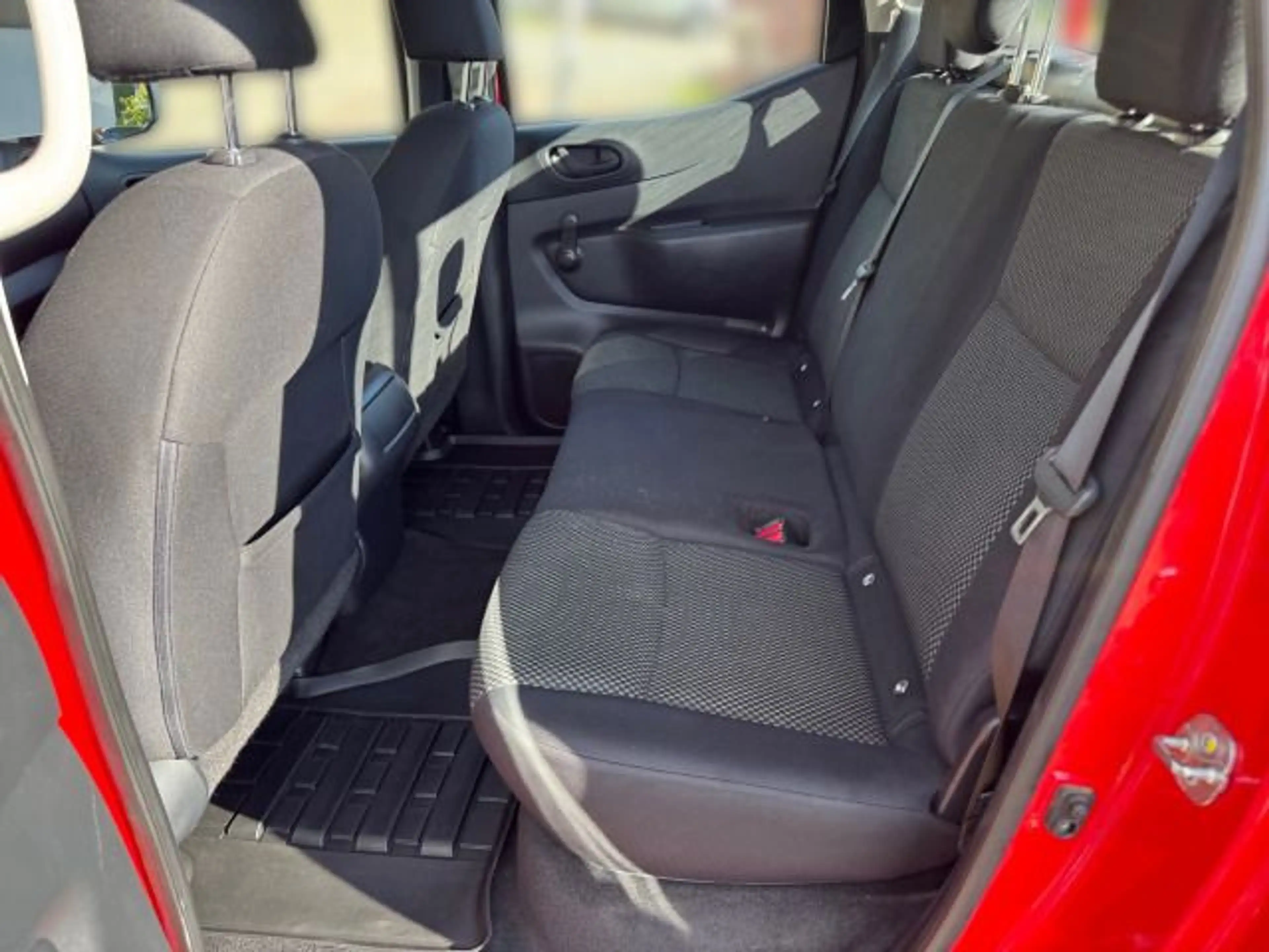 Nissan Navara Visia Double Cab 4x4 | SHZ | — photo 9