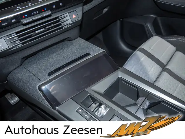 Opel Grandland view 12