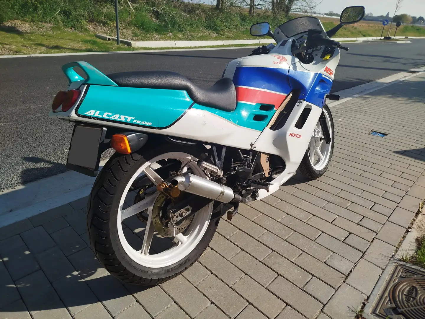 Honda NSR 125 Alb - 1