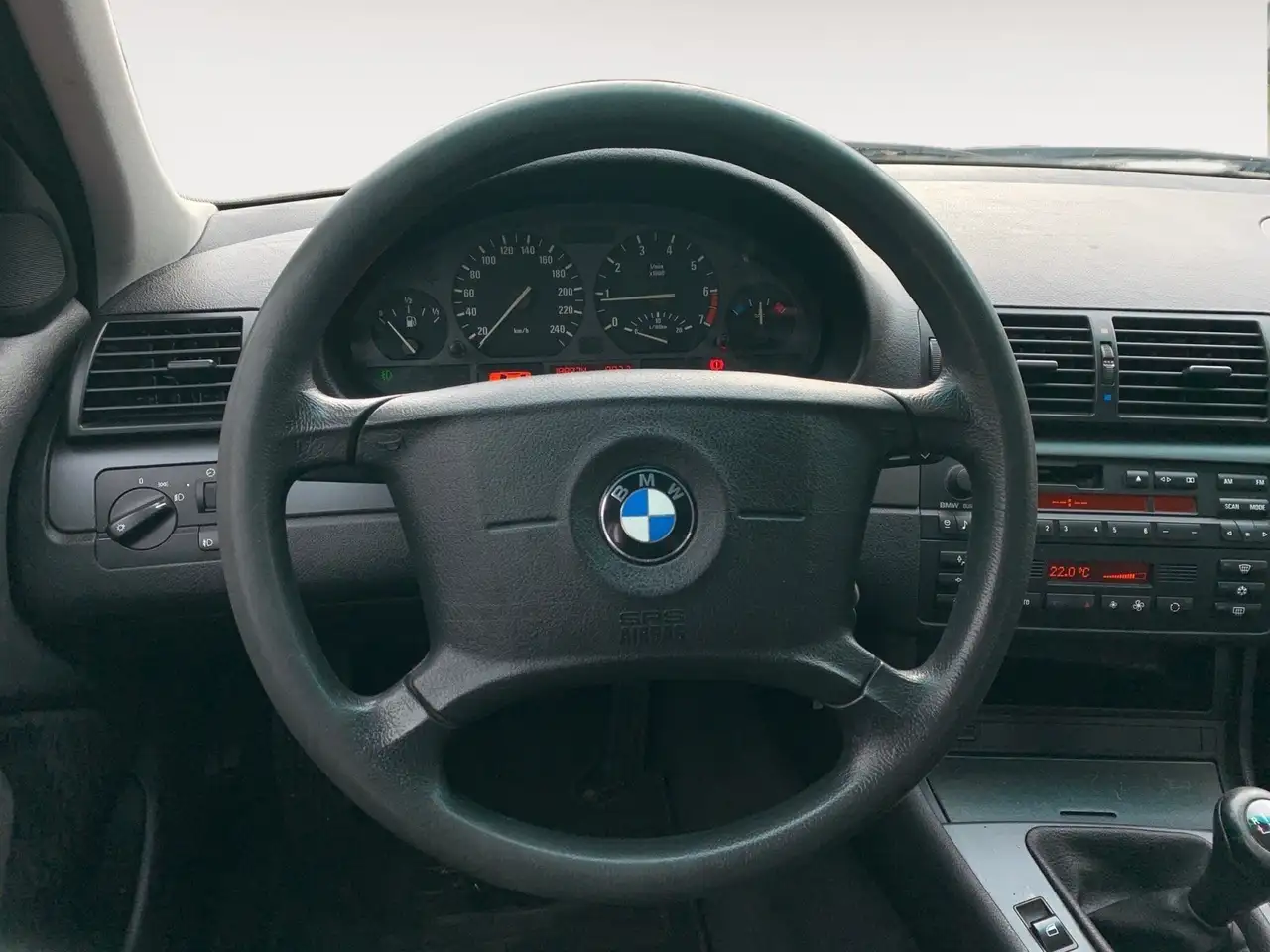 BMW 316i, foto 12