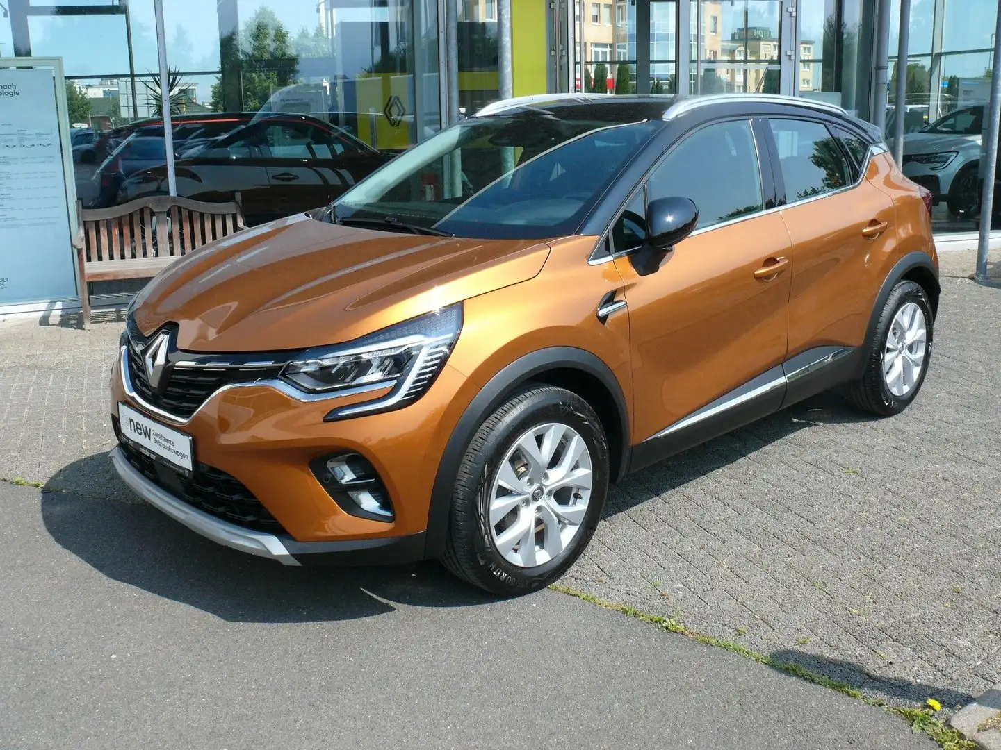 Renault Captur II Intens,Klima,Navi,PDC,Kama,Sitzh,AHK Černá - 1