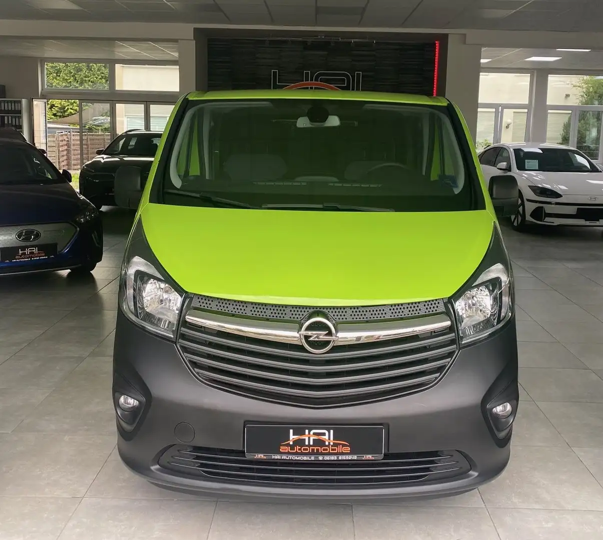 Opel Vivaro Combi L2H1/5-Sitzer/Behindertengerecht/1Hand Verde - 2