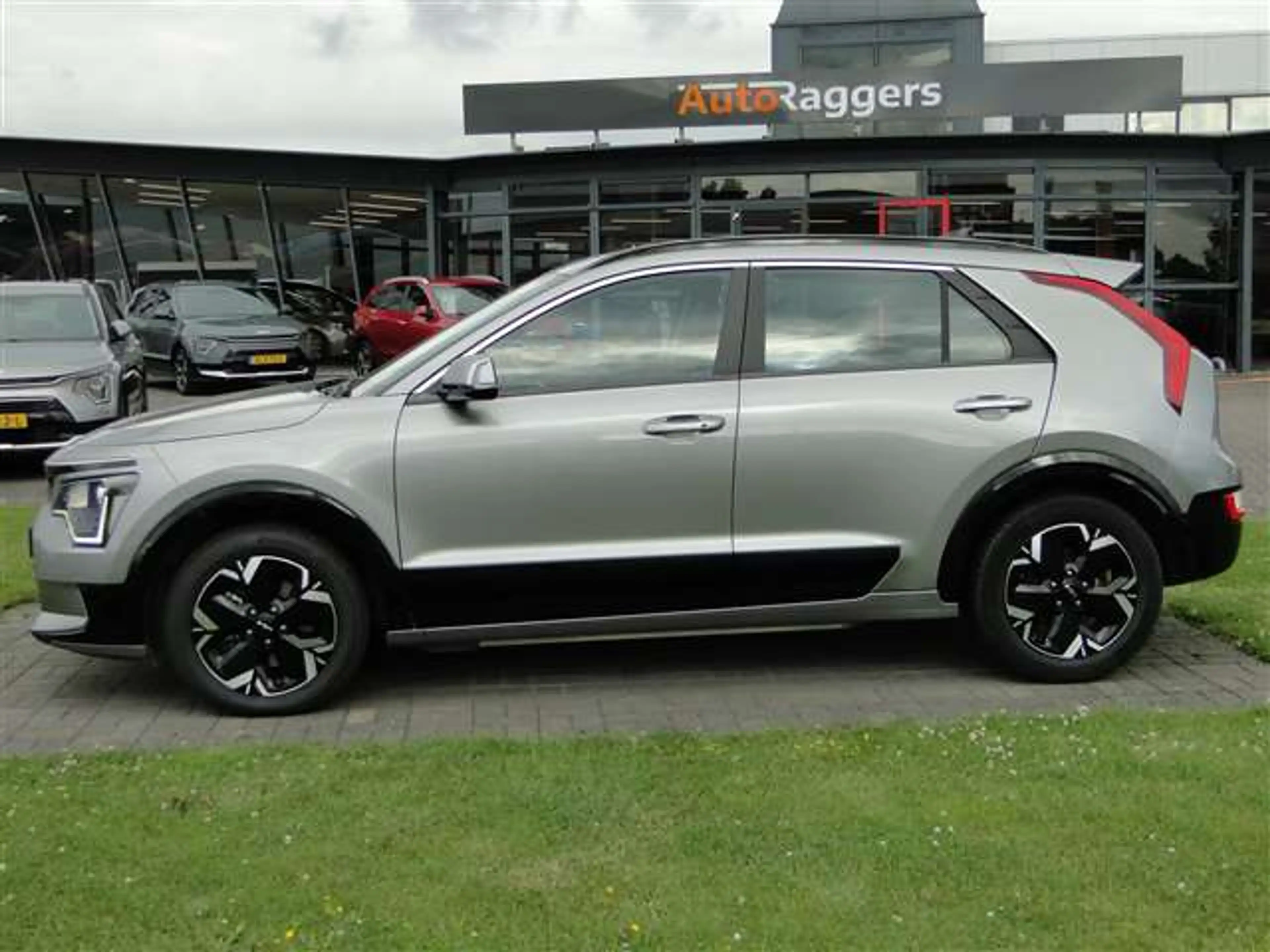 Kia e-Niro EV 64,8 kWh 204pk DynamicLine + Stuur & Stoelverwa — photo 7