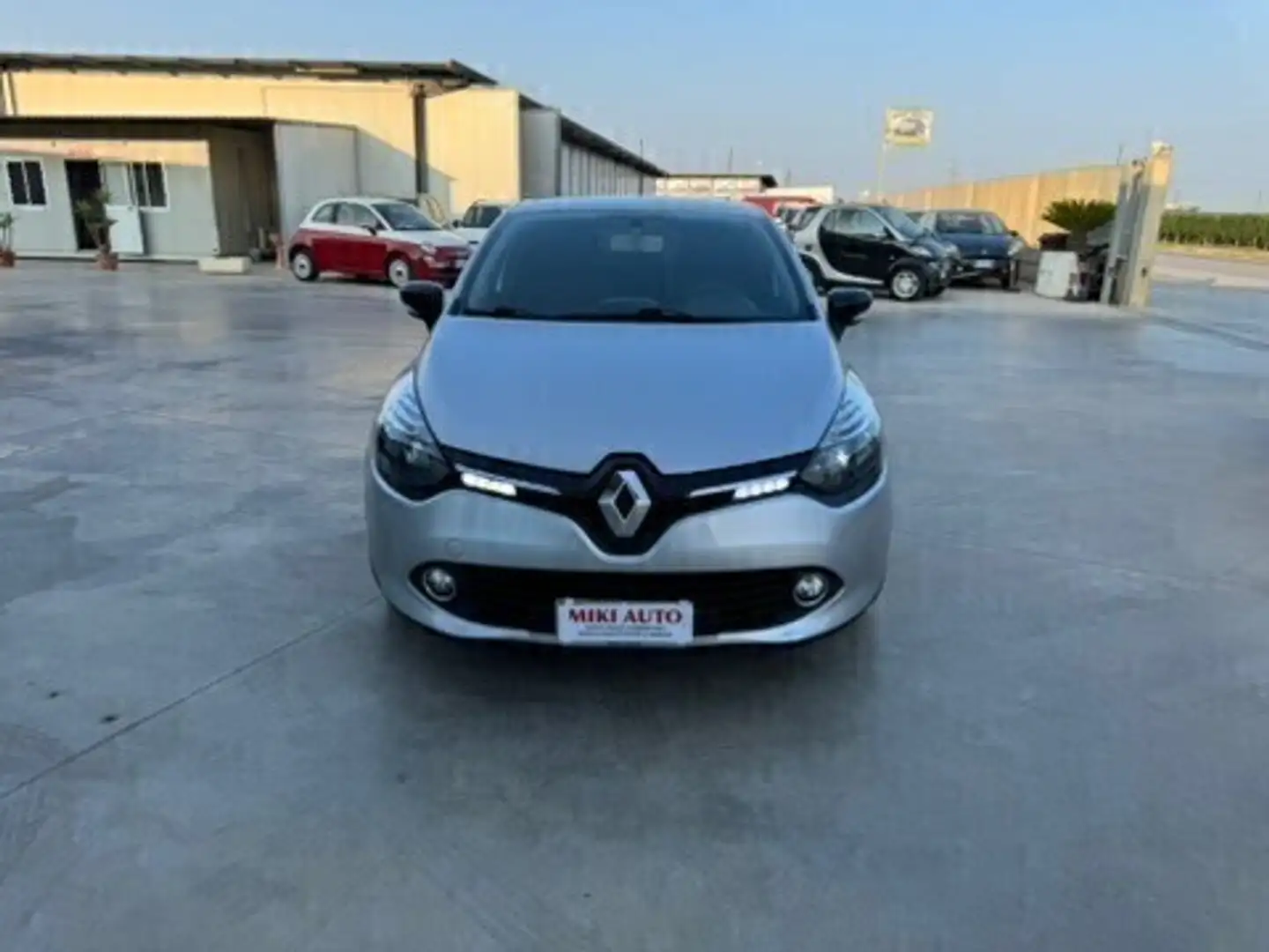 Renault Clio 1.5 dCi 8V 90CV Start&Stop 83gr 5 porte EcoBusines Grau - 1